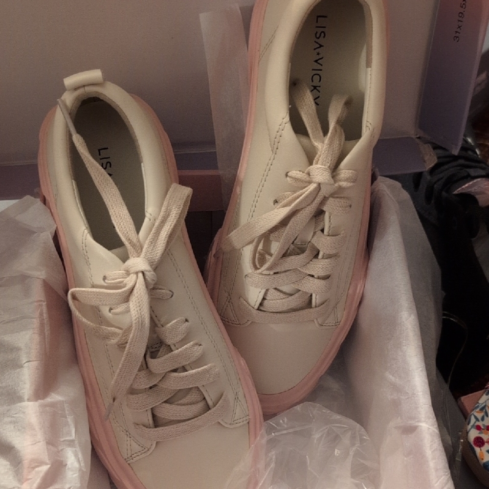 Lisa Vicky Cream and Pink Women's Sneakers